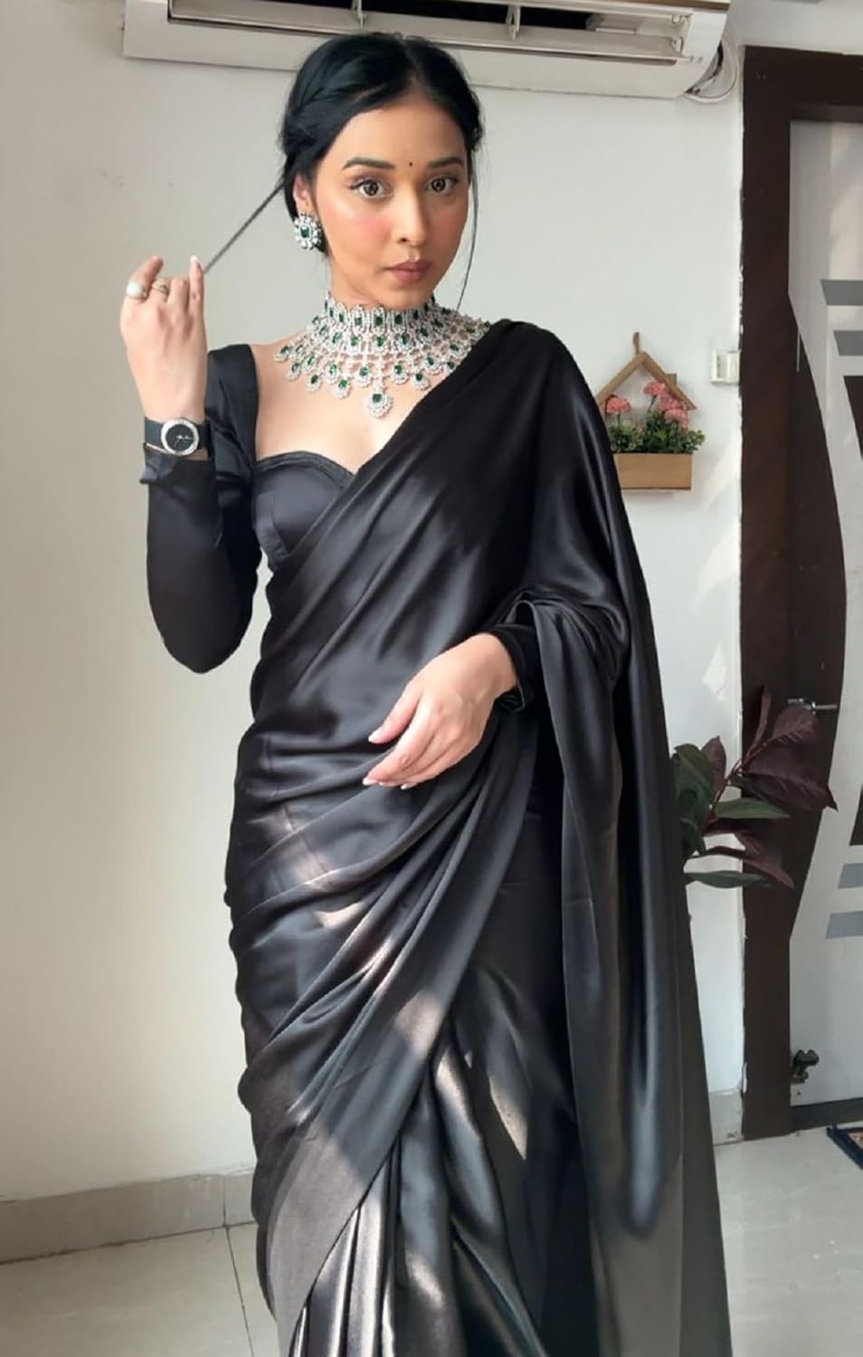 vasthrlayEthnic Ethnic Wear with pleated design
