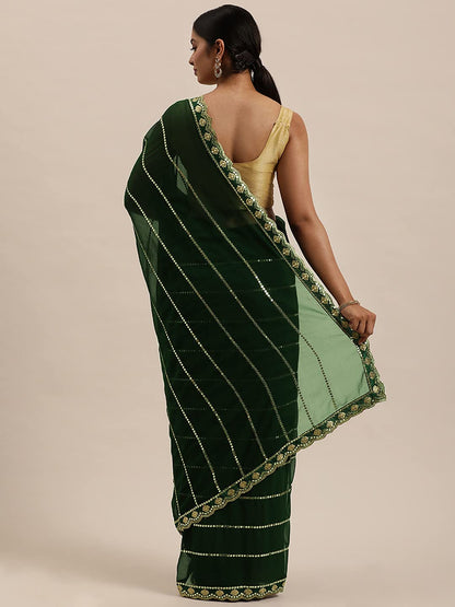VasthrlayClassic Traditional Saree for wedding and party wear styling