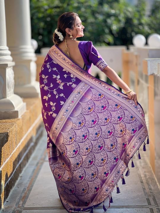 Vasthrlay Classic Traditional Saree with elegant jacquard styling