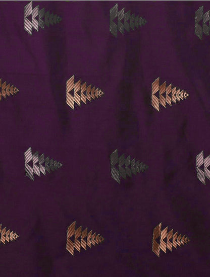 Vasthrlay Classic Traditional Saree for wedding and party wear styling