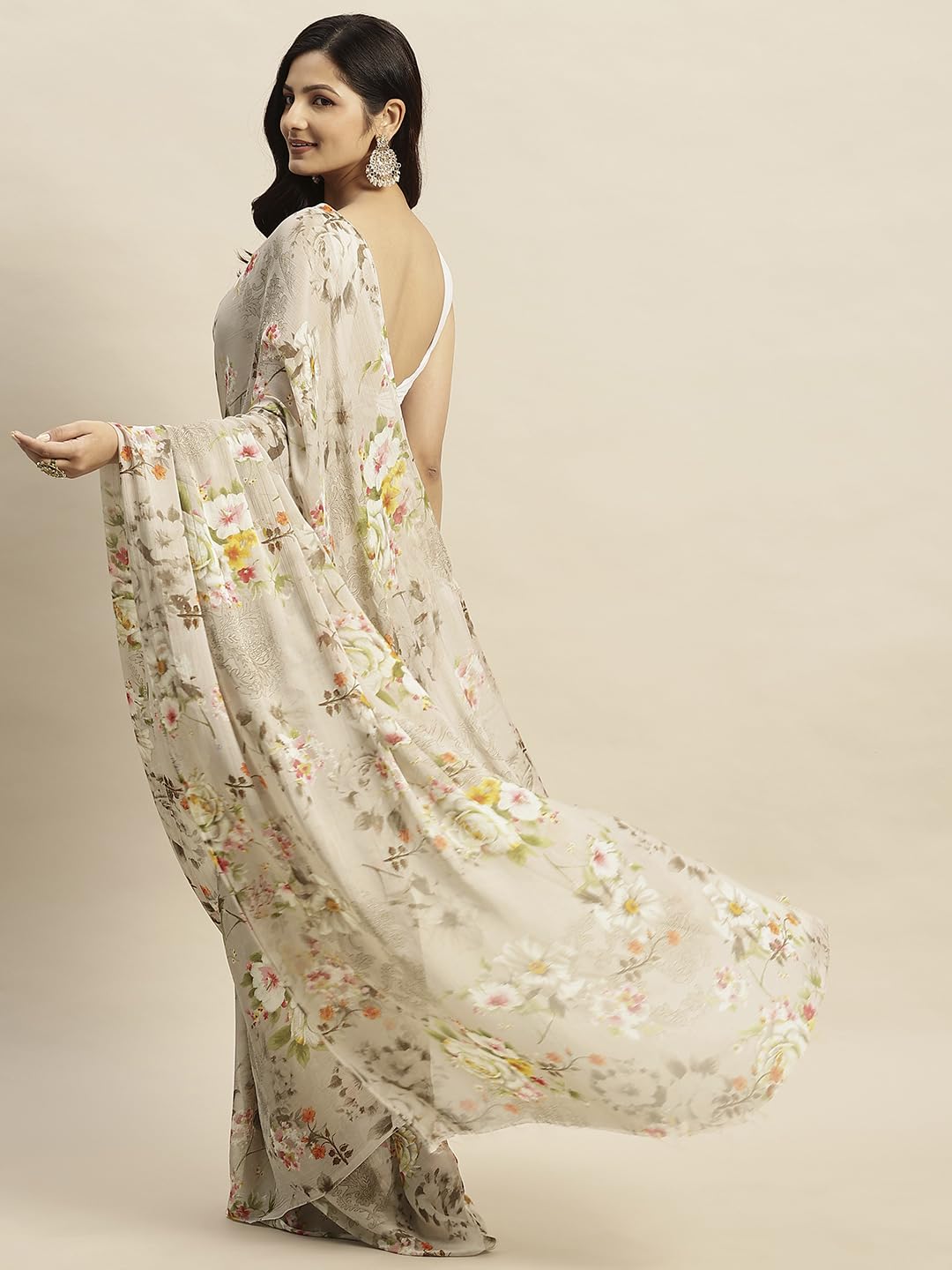 Vasthrlay Pink Saree with elegant chiffon and printed styling