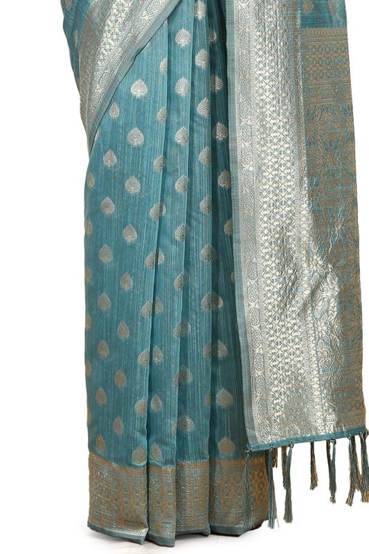 Vasthrlay Traditional Saree in Classic with refined ethnic appeal