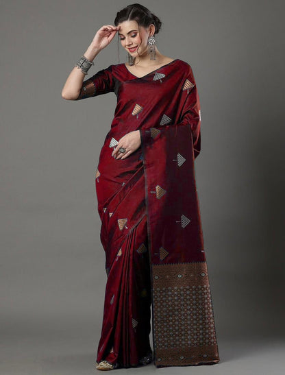 Vasthrlay Traditional Saree in Classic with refined banarasi ethnic appeal