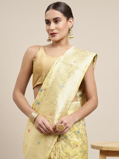 Vasthrlay Classic Traditional Saree with elegant banarasi styling