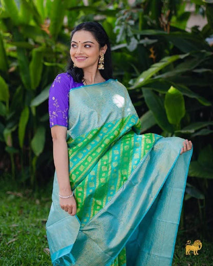 Vasthrlay Traditional Saree in Classic with refined banarasi ethnic appeal