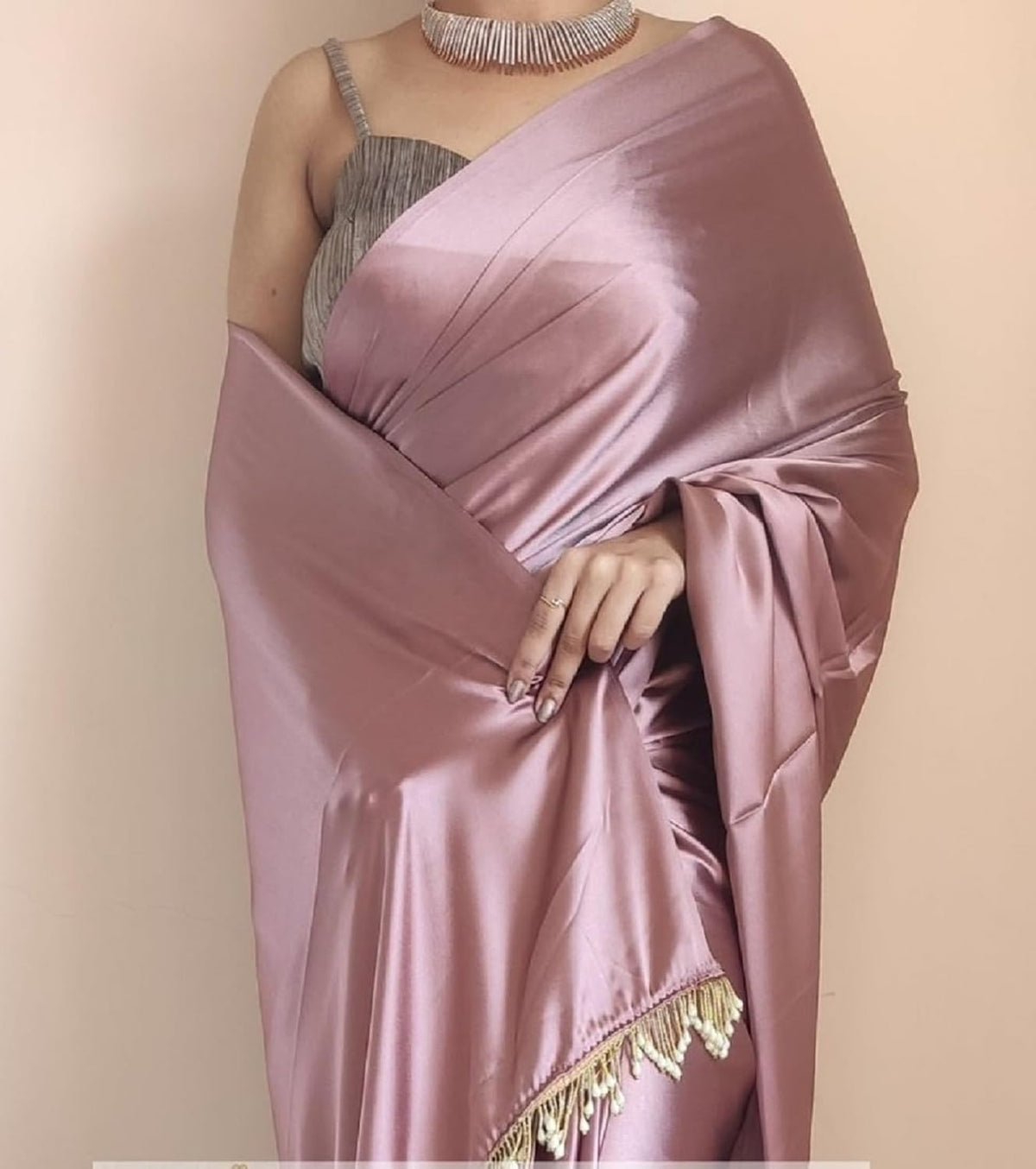 vasthrlayTraditional Saree with refined ethnic appeal