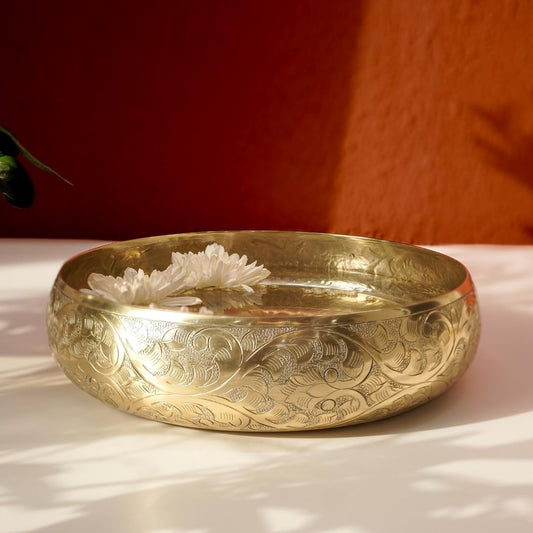 Behoma Golden Metal Chitai Design Tire Urli 10 Inch 2000 ml