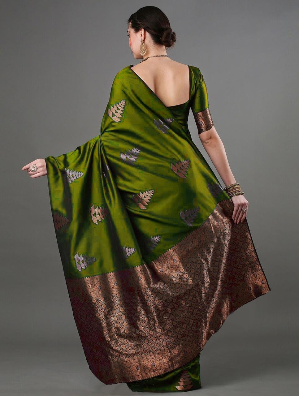Vasthrlay Classic Traditional Saree for wedding and party wear styling