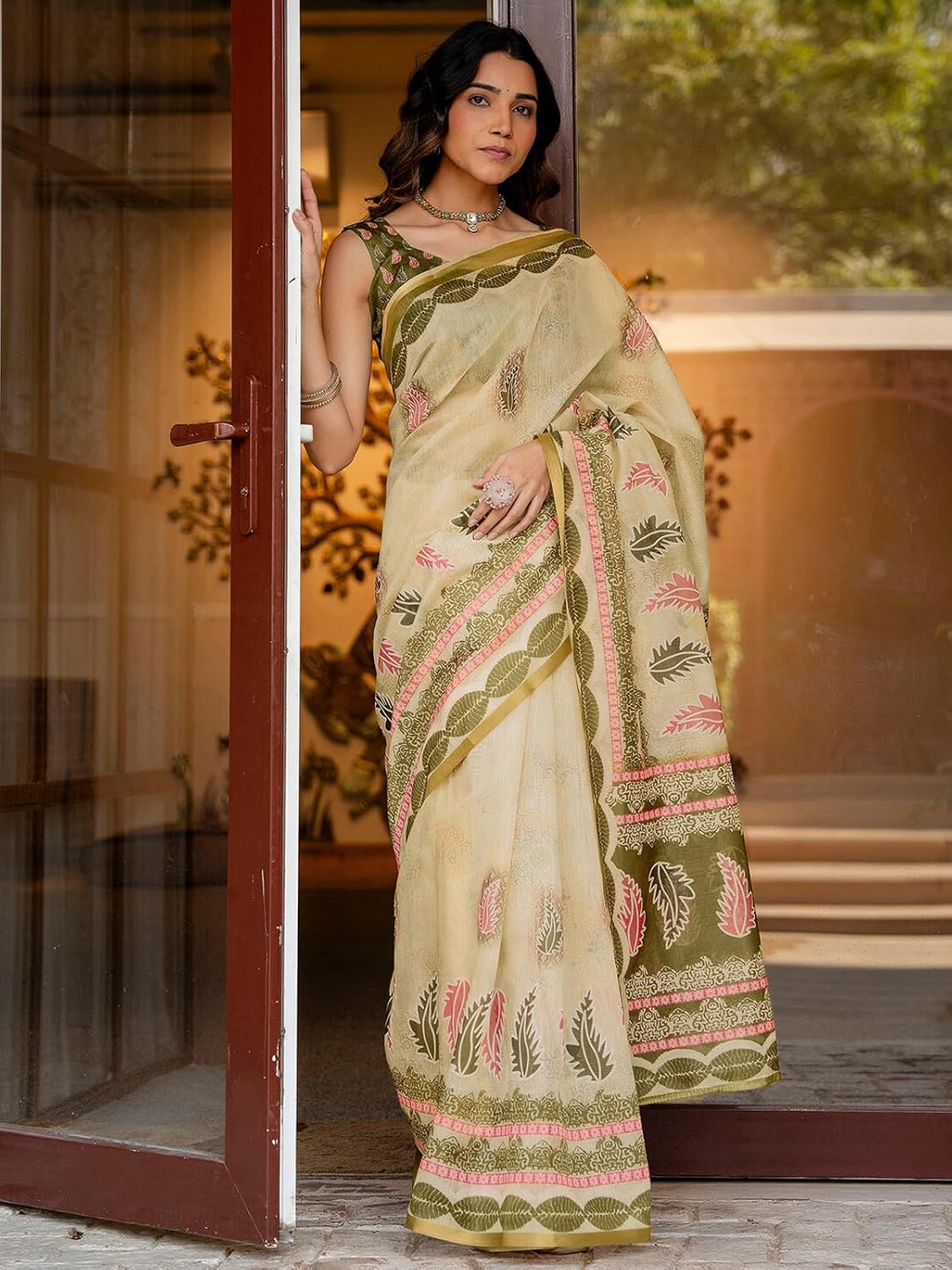 Vasthrlay Printed saree design in Multicolor traditional style