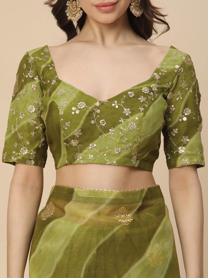 Vasthrlay Georgette Rani Saree with decorative embroidery design