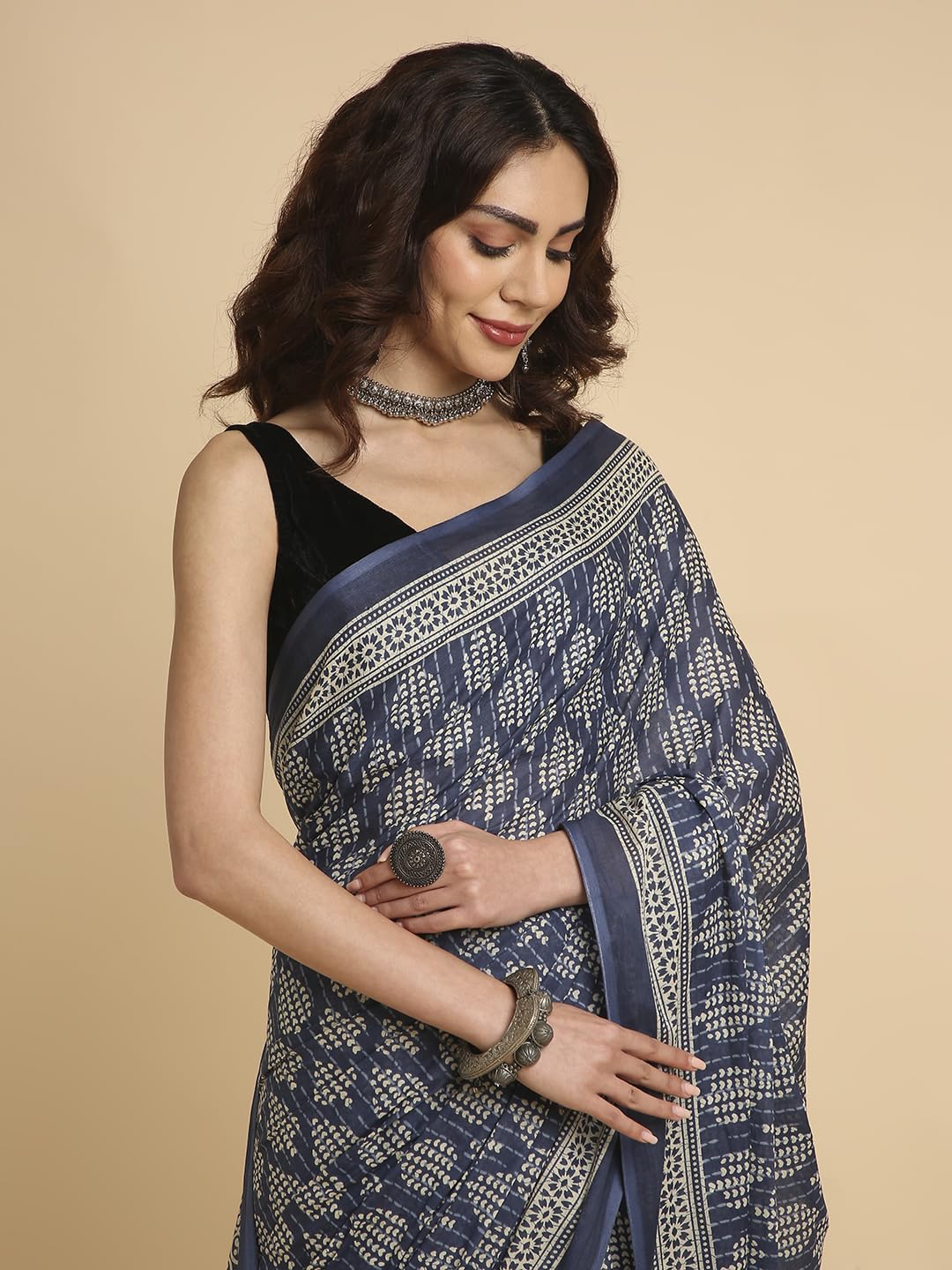 Vasthrlay Classic Traditional Saree for wedding and party wear styling