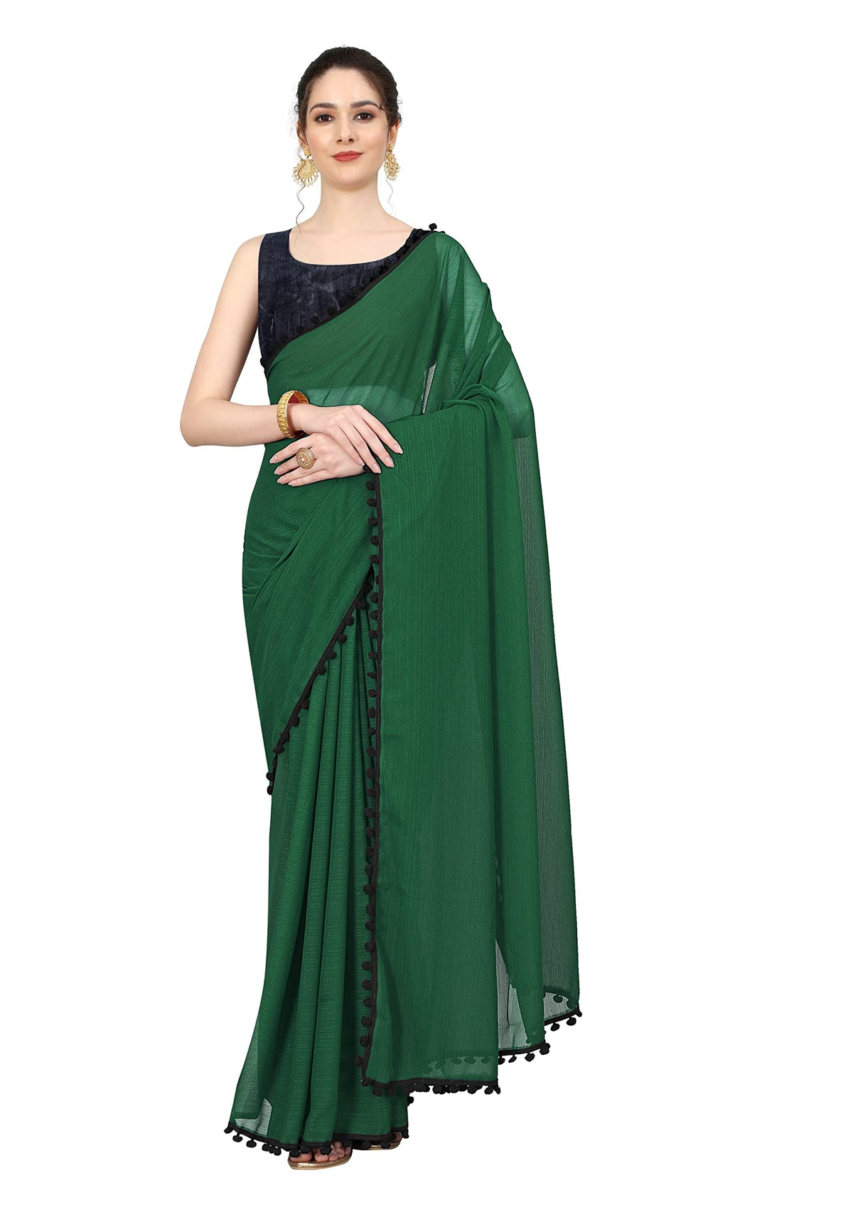 Vasthrlay Traditional Saree in Classic with refined ethnic ethnic appeal
