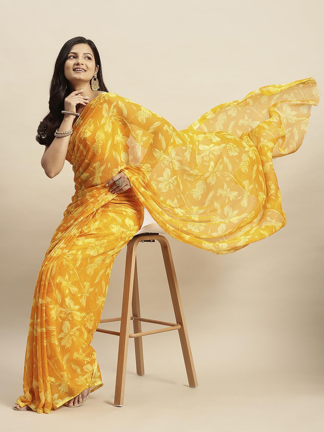 Vasthrlay Chiffon Rani Saree with decorative printed design