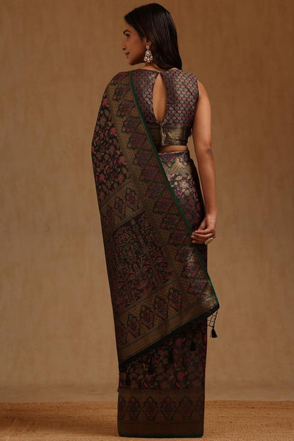 Vasthrlay Yellow Traditional Saree for wedding and party wear styling