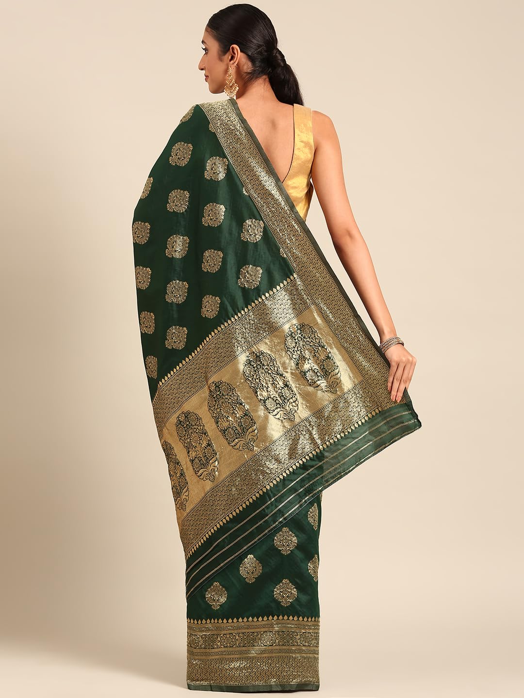 Vasthrlay Banarasi Classic Saree with decorative Traditional design