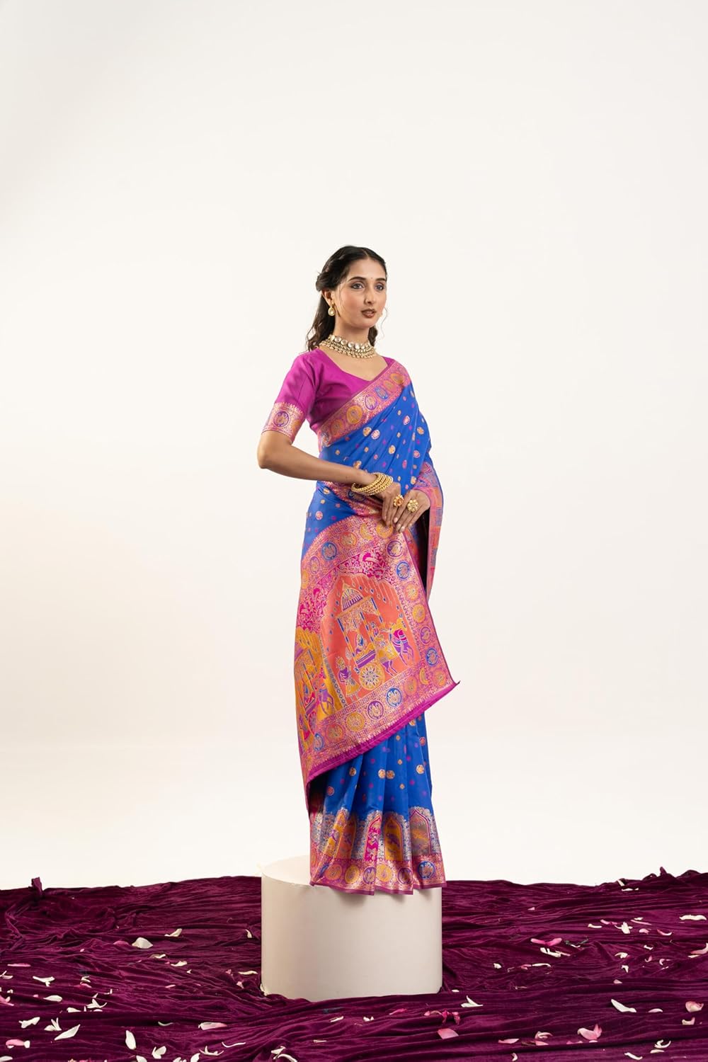 Vasthrlay Traditional Saree in Classic with refined ethnic appeal