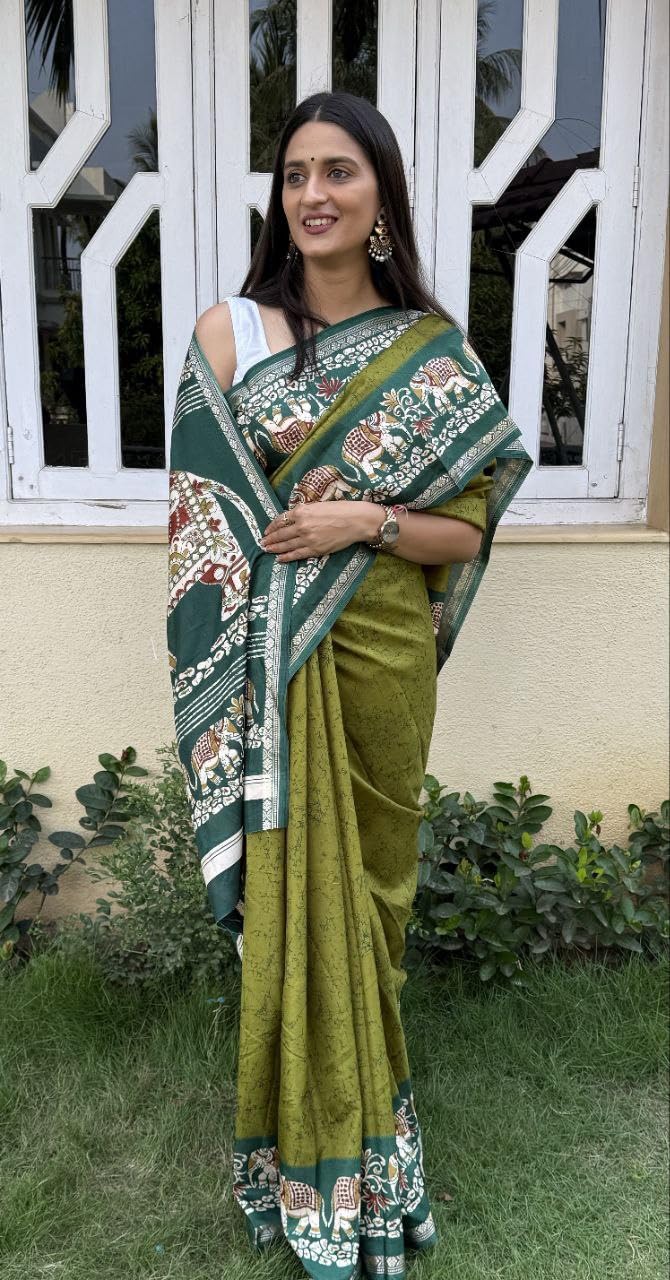 Vasthrlay Ethnic Classic Saree with decorative Kalamkari design