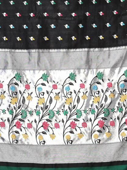 Vasthrlay Designer Saree in Classic with refined ethnic ethnic appeal