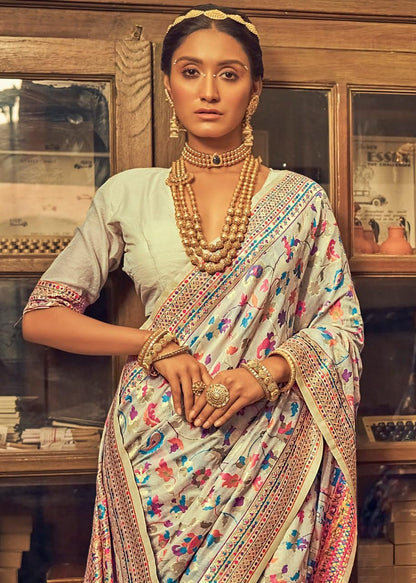Vasthrlay Classic Wedding Saree with elegant kanjivaram styling