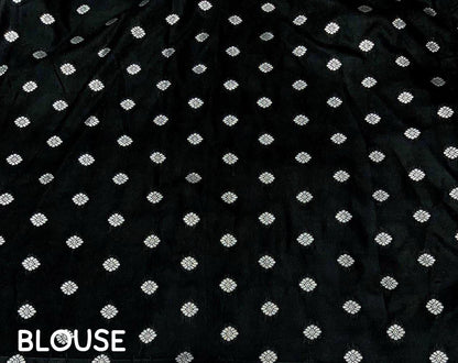 Vasthrlay Classic Traditional Saree for wedding and party wear styling