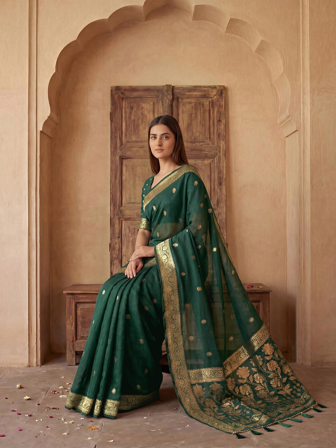 Vasthrlay Maroon Printed saree for ceremony and occasion wear
