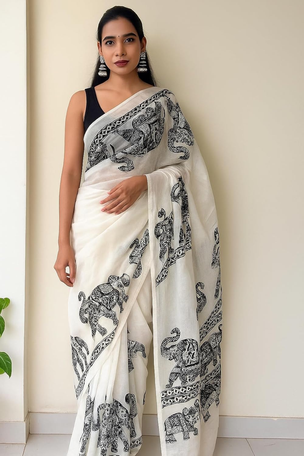 Vasthrlay Classic Traditional Saree with elegant Ethnic styling