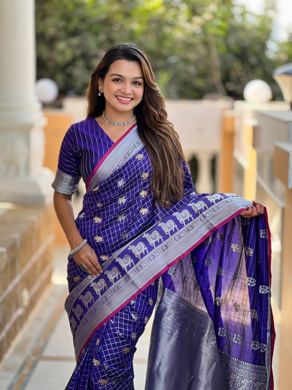 Vasthrlay Kanjivaram Classic Saree with decorative traditional design