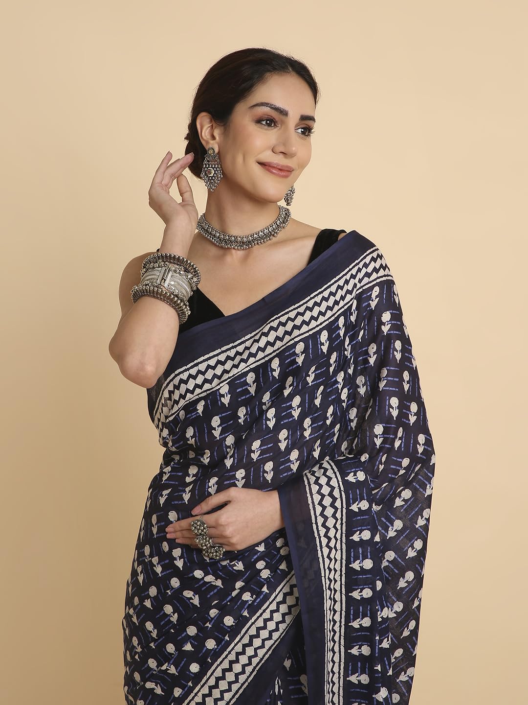 Vasthrlay Classic Traditional Saree for wedding and party wear styling