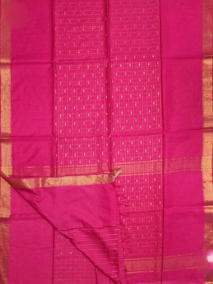 Vasthrlay Classic Traditional Saree with elegant bhagalpuri styling