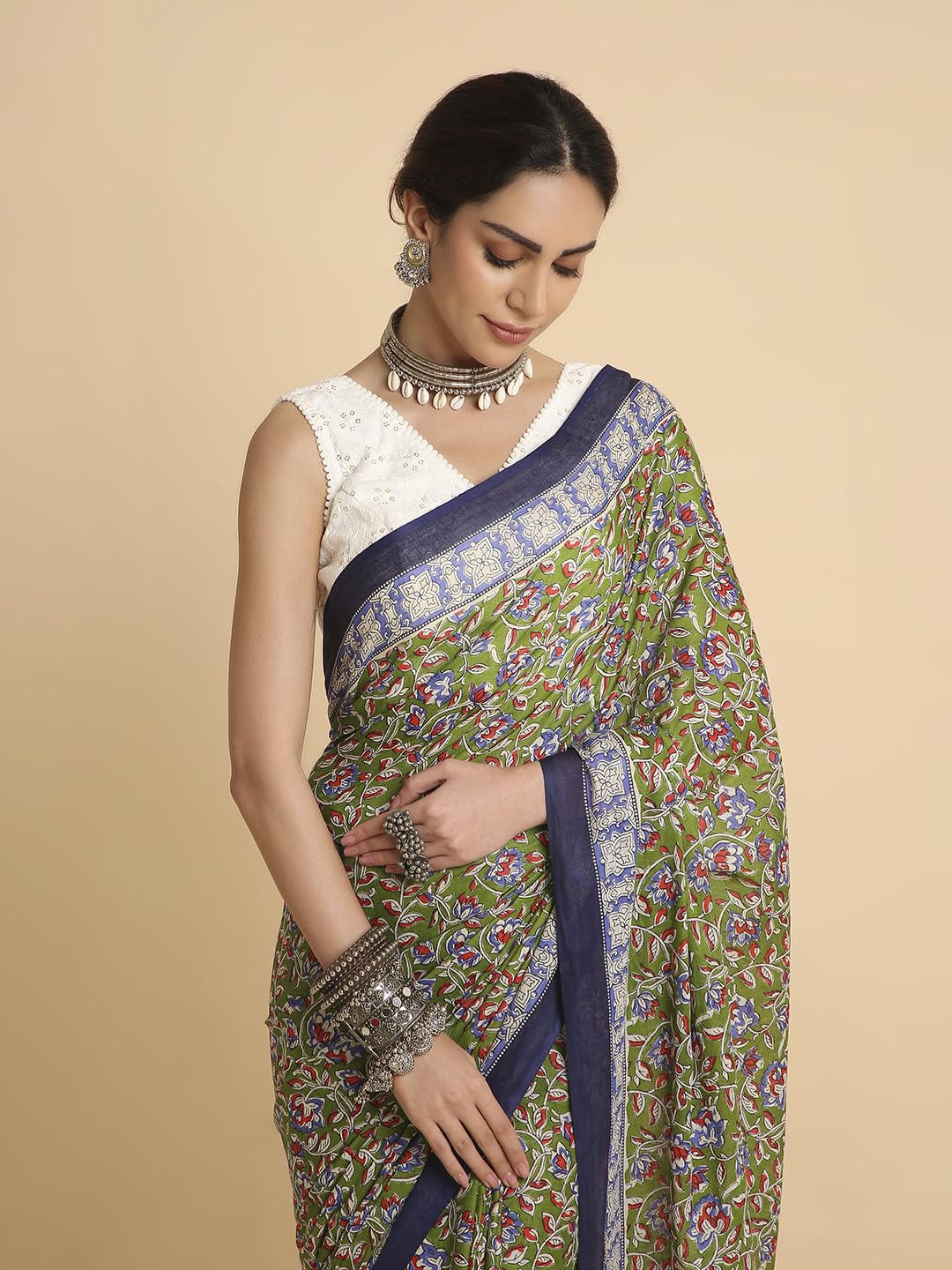 Vasthrlay Classic Traditional Saree for wedding and party wear styling