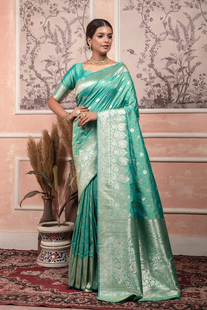Vasthrlay Classic Traditional Saree with elegant banarasi styling