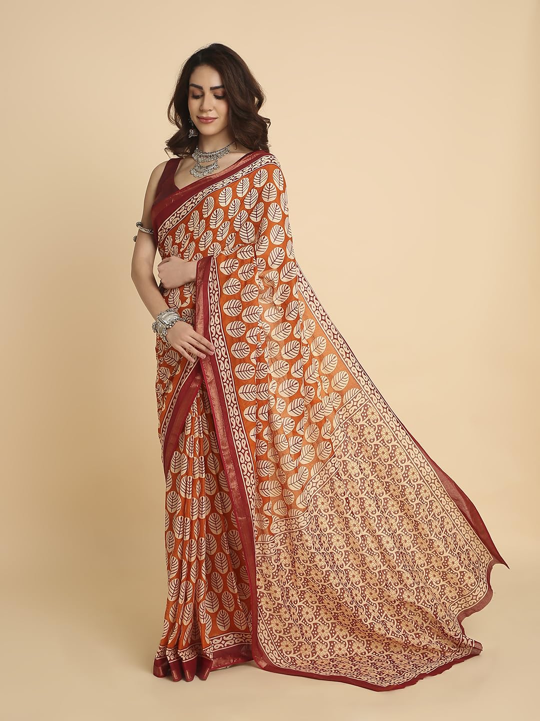 Vasthrlay Printed Saree in Classic with refined ethnic ethnic appeal
