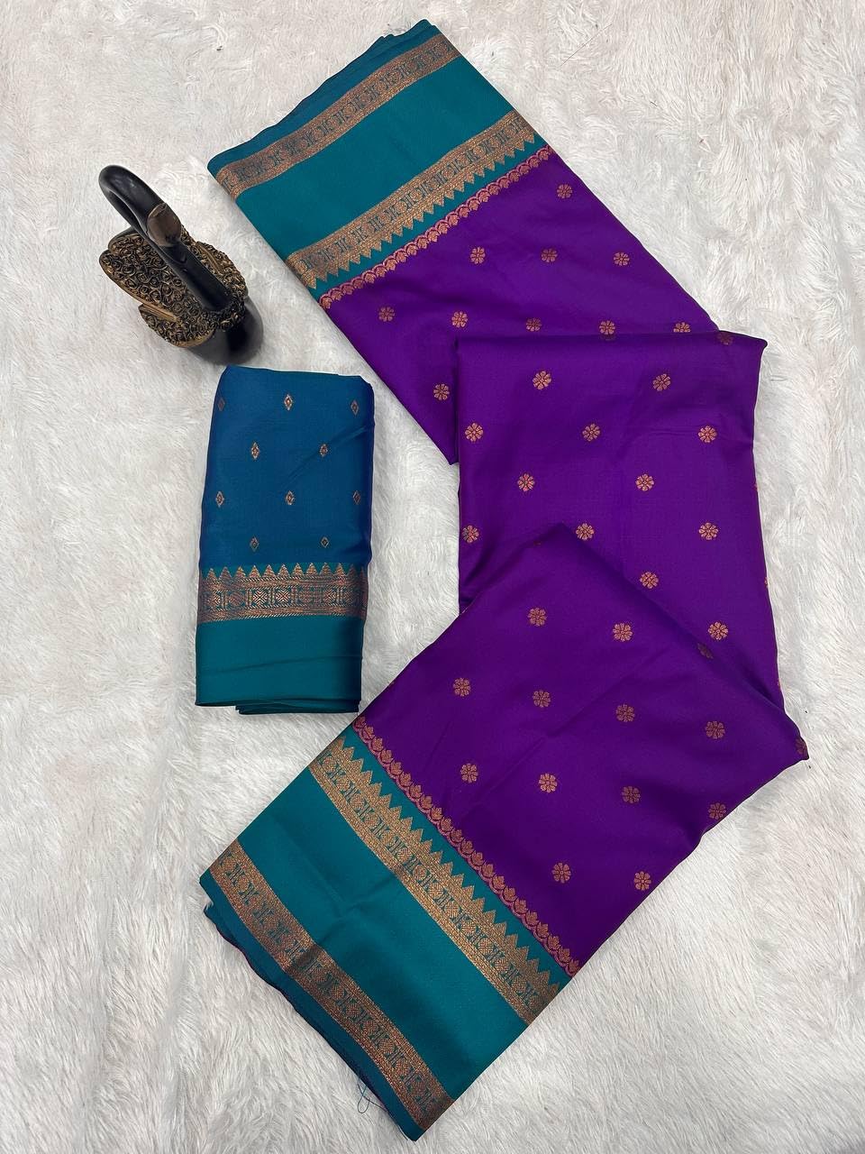 Vasthrlay Classic Traditional Saree for wedding and party wear styling