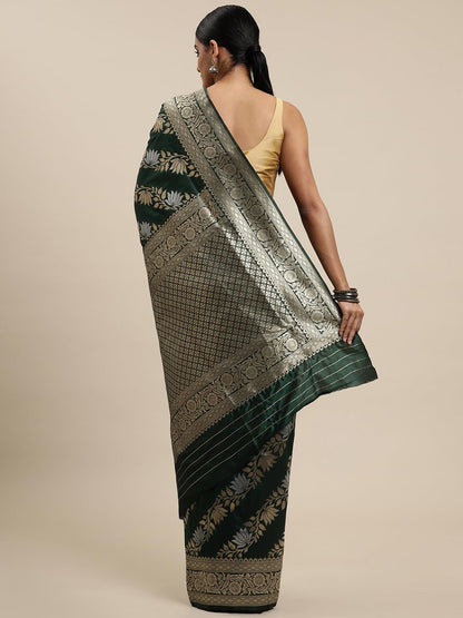 Vasthrlay Traditional Saree in Silver with refined banarasi ethnic appeal