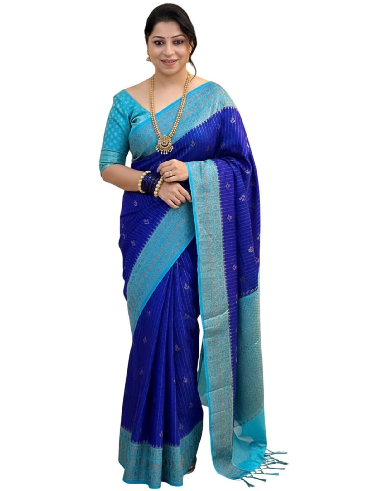 Vasthrlay Magenta Ethnic Traditional Saree for festive ethnic occasions