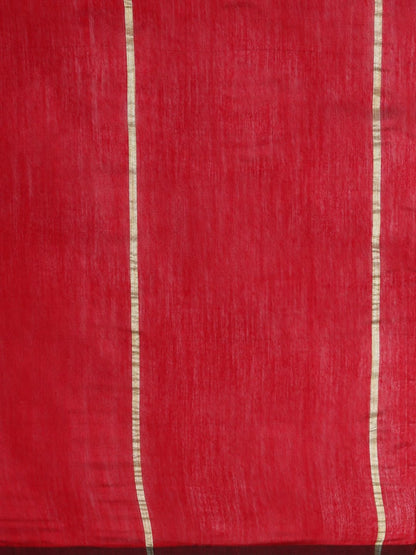 Vasthrlay Traditional Saree in Classic with refined ethnic appeal