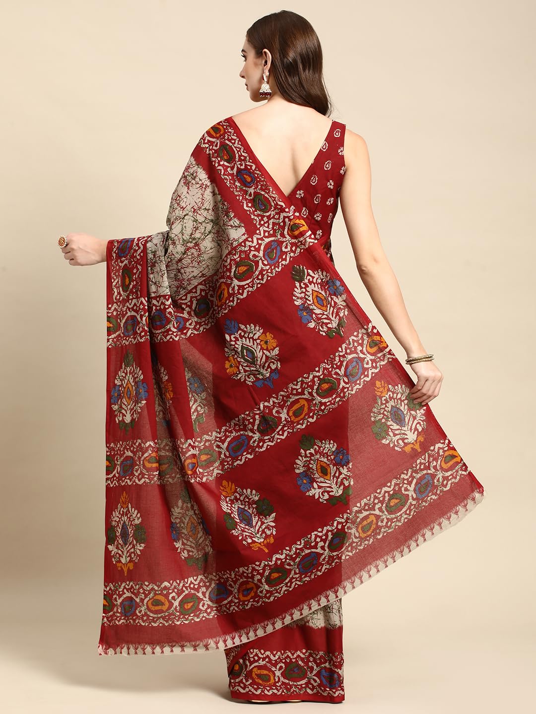 Vasthrlay Black Saree with elegant cotton and printed styling
