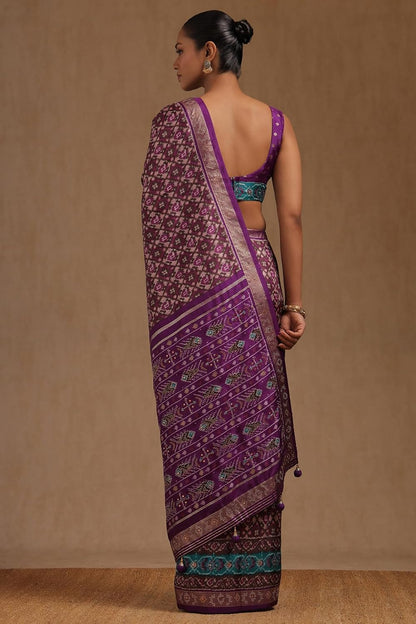 Vasthrlay Purple Traditional Saree for wedding and party wear styling
