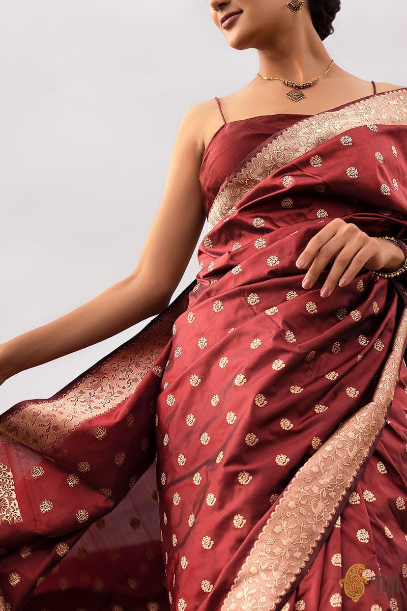 Vasthrlay Red Wedding Saree with elegant kanjivaram styling