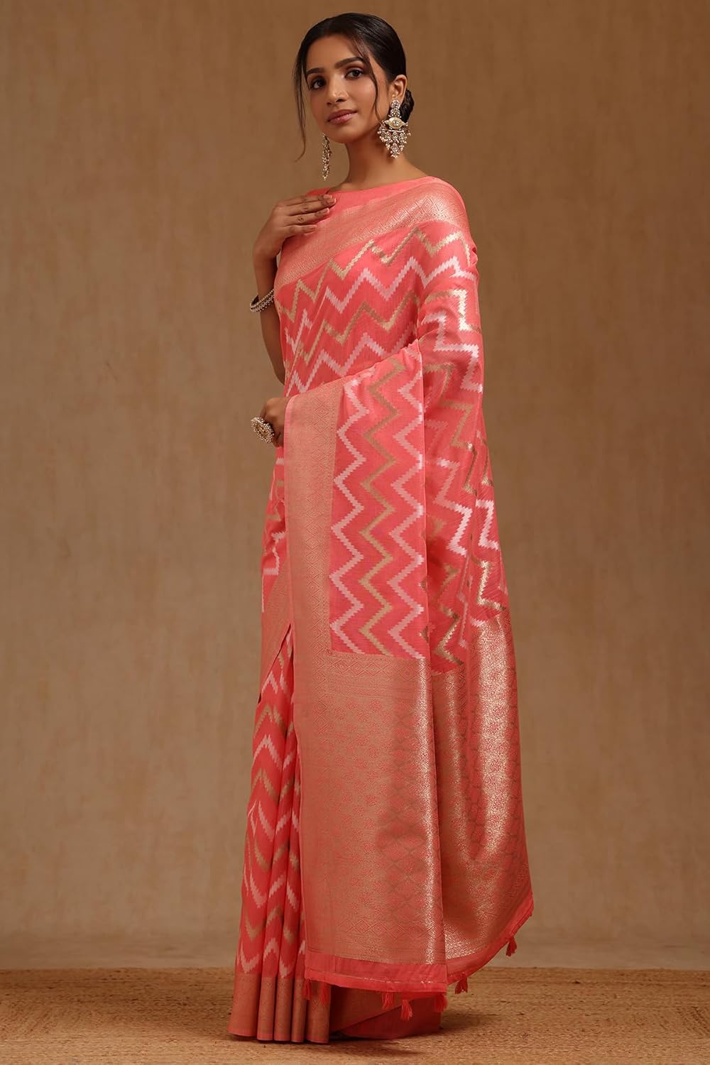 Vasthrlay Linen Classic Saree with decorative Woven design