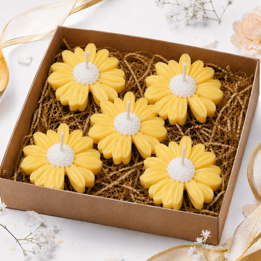 Aura Bliss Daisy Flower Soy Wax Decorative Candles
