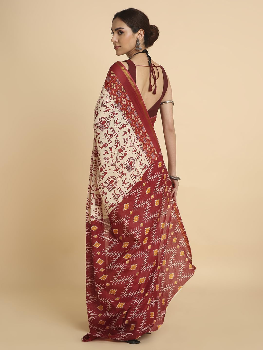 Vasthrlay Classic Saree with elegant ethnic and printed styling