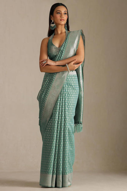 Vasthrlay Cream Traditional Saree with elegant Tussar styling