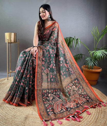 Vasthrlay Multicolor Traditional Saree for wedding and party wear styling