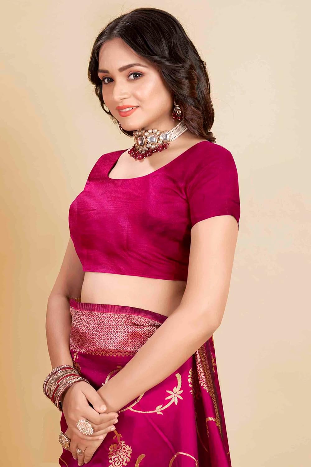 VasthrlayWedding Saree in Yellow with elegant ethnic ethnic appeal