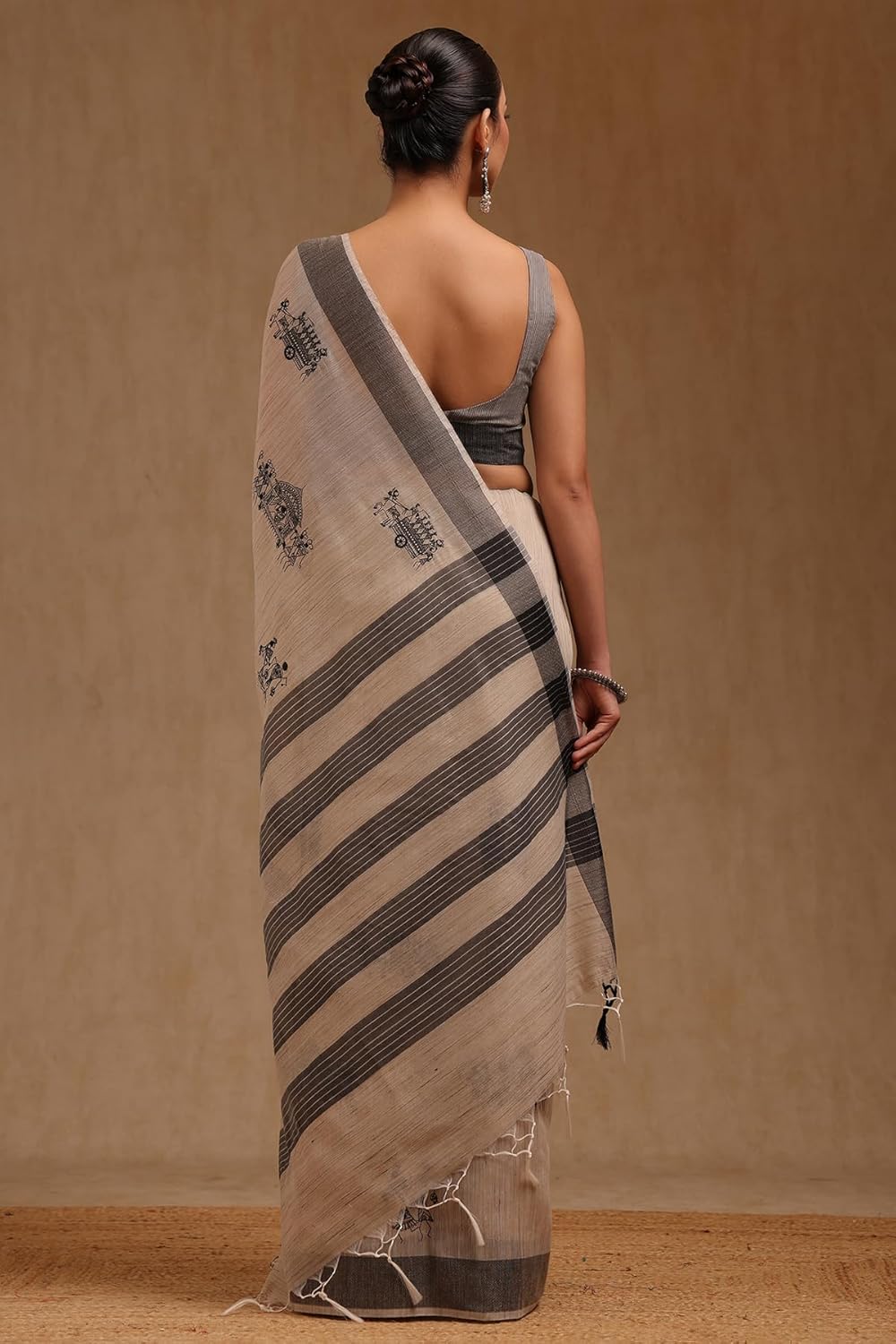 Vasthrlay Beige Traditional Saree for wedding and party wear styling