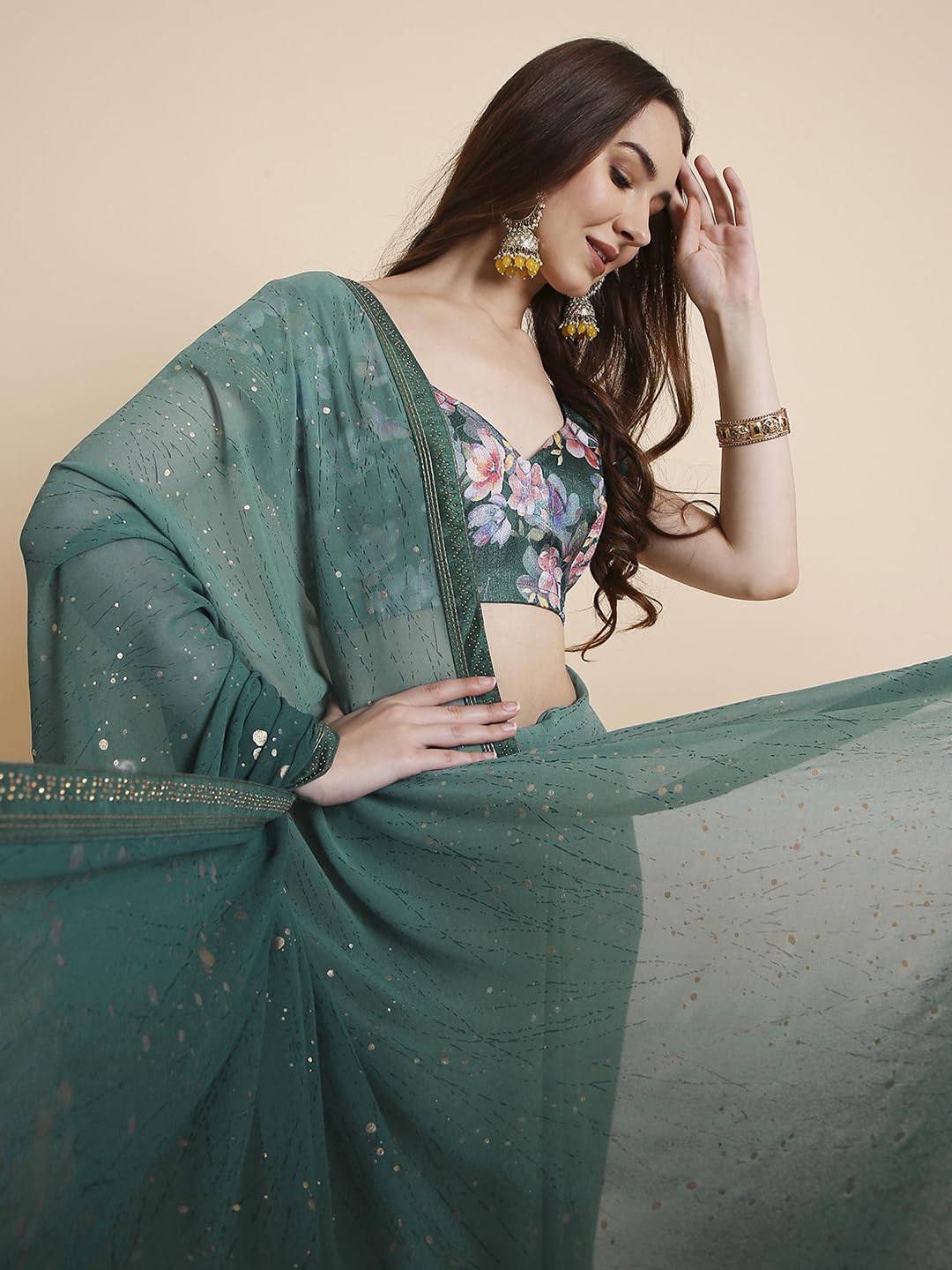 Vasthrlay Georgette Classic Saree with decorative tie dye design