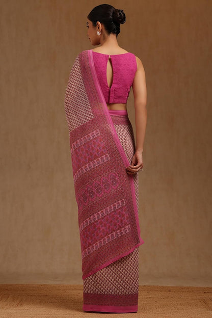 Vasthrlay Magenta Traditional Saree for wedding and party wear styling