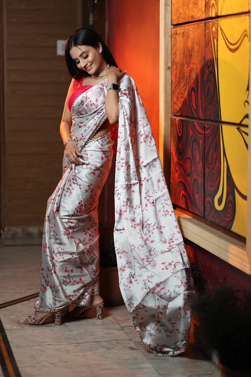 Vasthrlay Ethnic Classic Saree with decorative traditional design