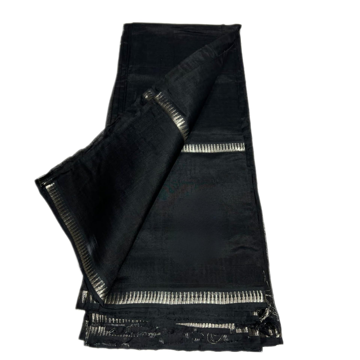 Vasthrlay Classic Handloom Traditional Saree for festive ethnic occasions